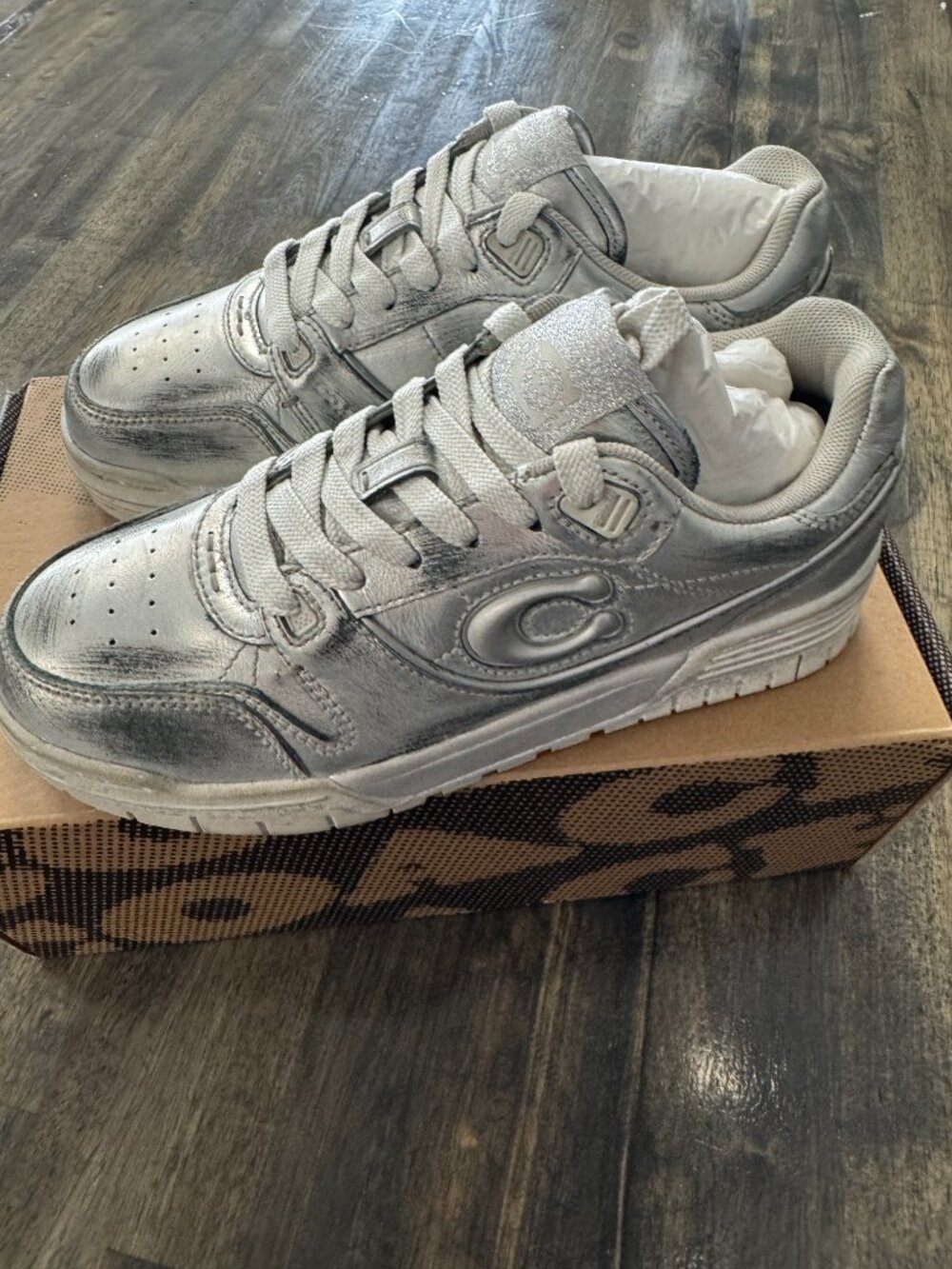 Coach Women's Soho Sneaker, Silver New with Box Size 6.5 B CCT64